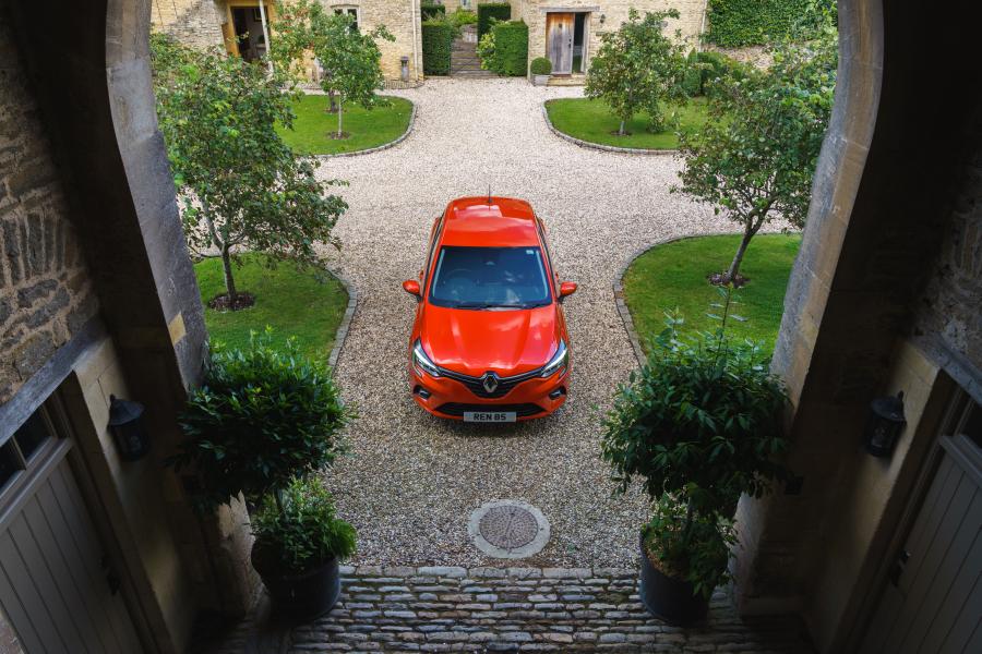  Renault Clio 2019 года  (UK) (фото 17 из 40)